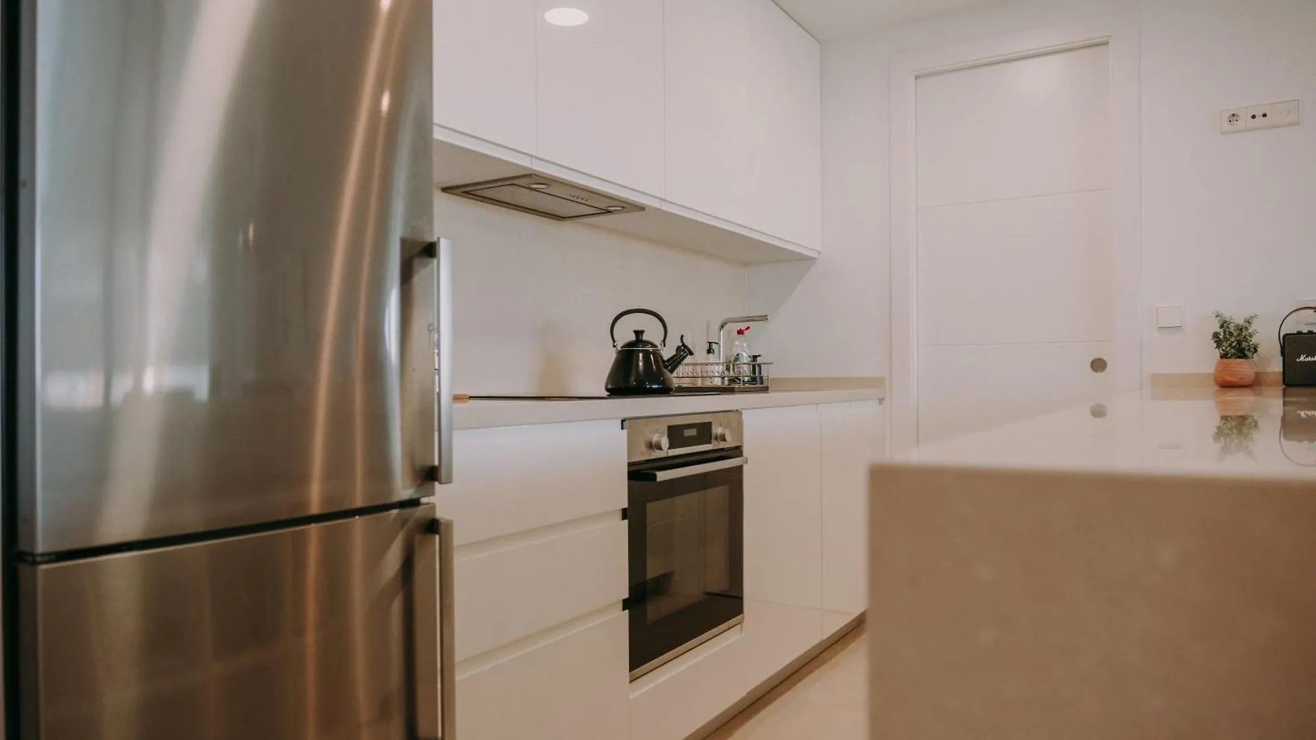 Little Dream - Luxury Beach Retreat Apartment Fuengirola